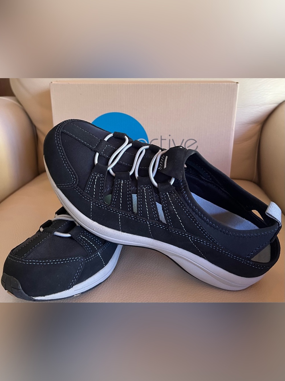 Easy Spirit ESWarrior Active Walking Shoes Navy Combo Size 10M NWB